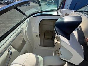 2007 Sea Ray 250 SLX 9