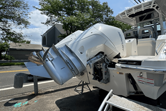 2026 Boston Whaler 250 Outrage 9
