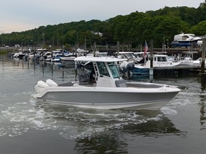2026 Boston Whaler 250 Outrage 32