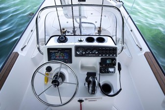 2027 Boston Whaler 170 Montauk 8