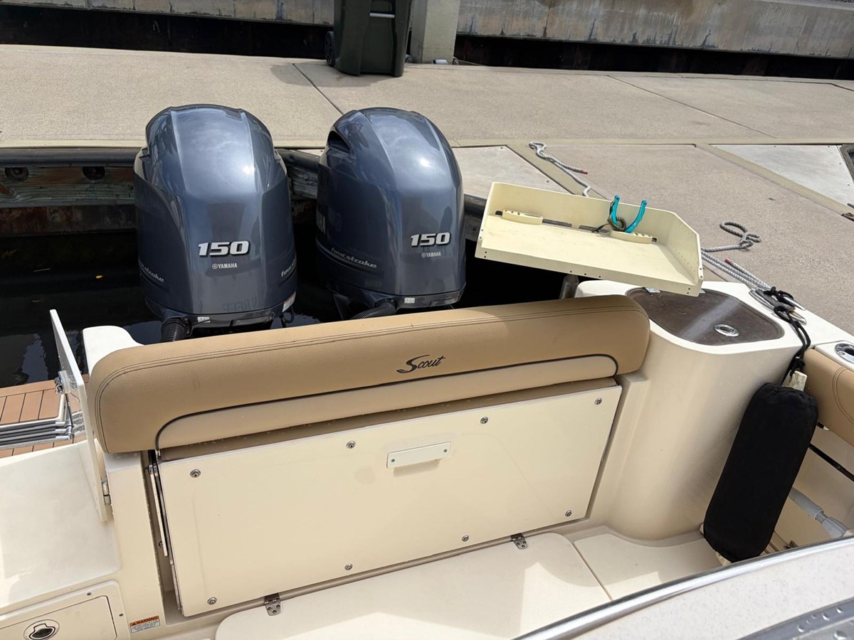 2018 Scout 255 LXF 27