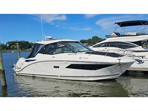 Sea Ray 320 SUNDANCER COUPE OB 1 2026 Sea Ray 320 SUNDANCER COUPE OB 2
