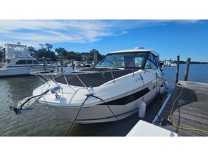 Sea Ray 320 SUNDANCER COUPE OB 4 2026 Sea Ray 320 SUNDANCER COUPE OB 5