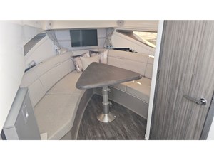 Sea Ray 320 SUNDANCER COUPE OB 8 2026 Sea Ray 320 SUNDANCER COUPE OB 9