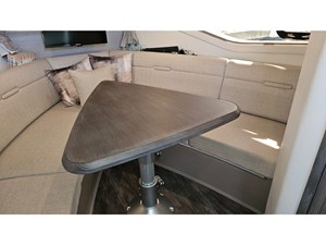 Sea Ray 320 SUNDANCER COUPE OB 9 2026 Sea Ray 320 SUNDANCER COUPE OB 10
