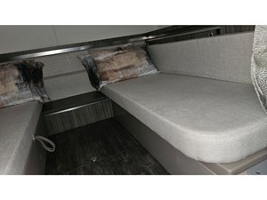Sea Ray 320 SUNDANCER COUPE OB 14 2026 Sea Ray 320 SUNDANCER COUPE OB 15
