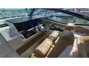 Sea Ray 320 SUNDANCER COUPE OB 29 2026 Sea Ray 320 SUNDANCER COUPE OB 30