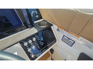 Sea Ray 320 SUNDANCER COUPE OB 33 2026 Sea Ray 320 SUNDANCER COUPE OB 34