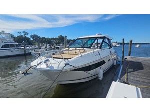 Sea Ray 320 SUNDANCER COUPE OB 44 2026 Sea Ray 320 SUNDANCER COUPE OB 45