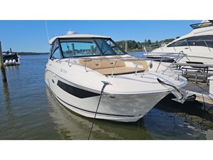 Sea Ray 320 SUNDANCER COUPE OB 45 2026 Sea Ray 320 SUNDANCER COUPE OB 46