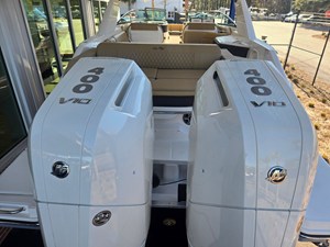 Sea Ray SLX 310 Outboard 3 2026 Sea Ray SLX 310 Outboard 4
