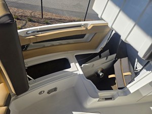 Sea Ray SLX 310 Outboard 19 2026 Sea Ray SLX 310 Outboard 20