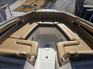 Sea Ray SLX 310 Outboard 24 2026 Sea Ray SLX 310 Outboard 25