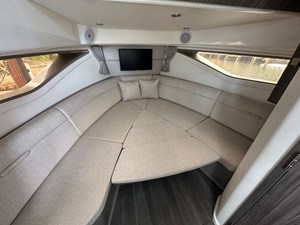 Sea Ray 320 SUNDANCER OB 24 2022 Sea Ray 320 SUNDANCER OB 25