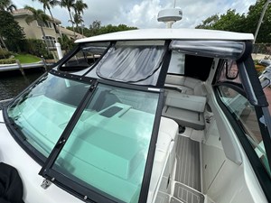 Sea Ray 320 SUNDANCER OB 40 2022 Sea Ray 320 SUNDANCER OB 41