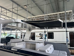Aviara AV40 OB 84 2023 Aviara AV40 OB 85