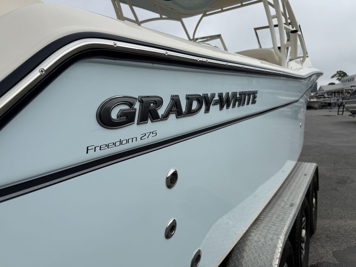 2026 Grady-White Freedom 275 2