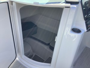 2026 Sea Ray SDX 230 24
