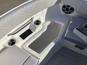 2026 Sea Ray SDX 230 30