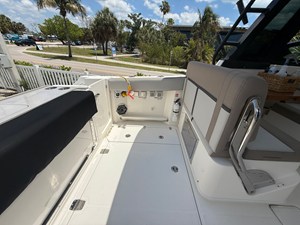 Boston Whaler 330 Vantage 29 2025 Boston Whaler 330 Vantage 30