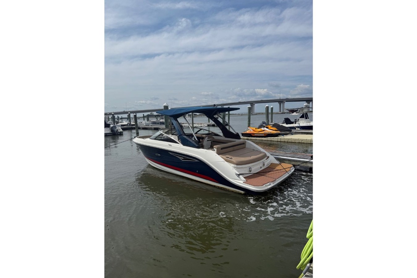 2017 Sea Ray 250 SLX 2
