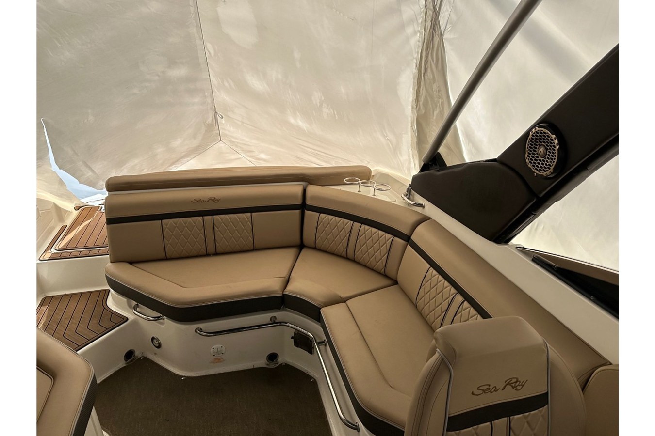 2017 Sea Ray 250 SLX 9