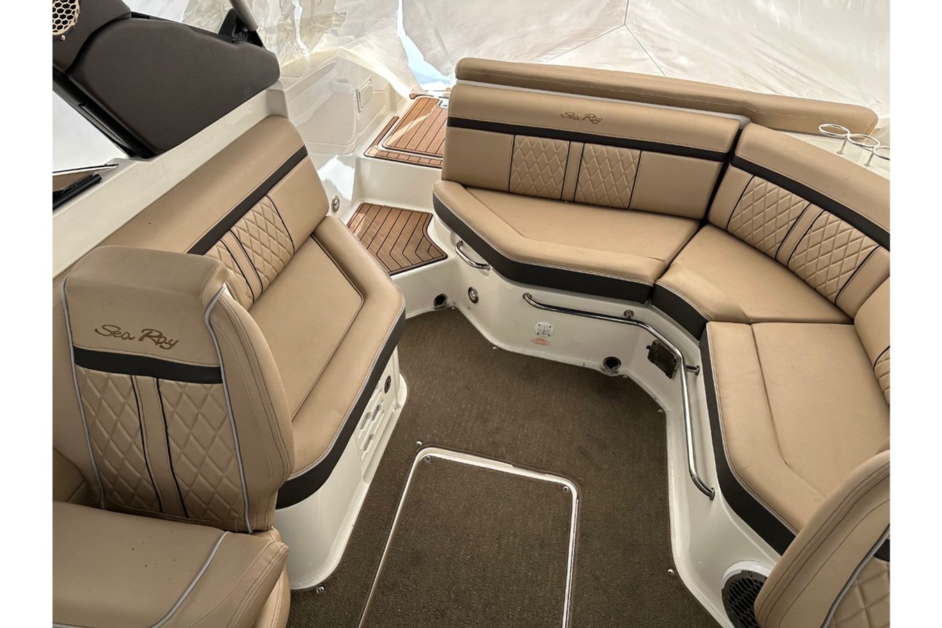2017 Sea Ray 250 SLX 17