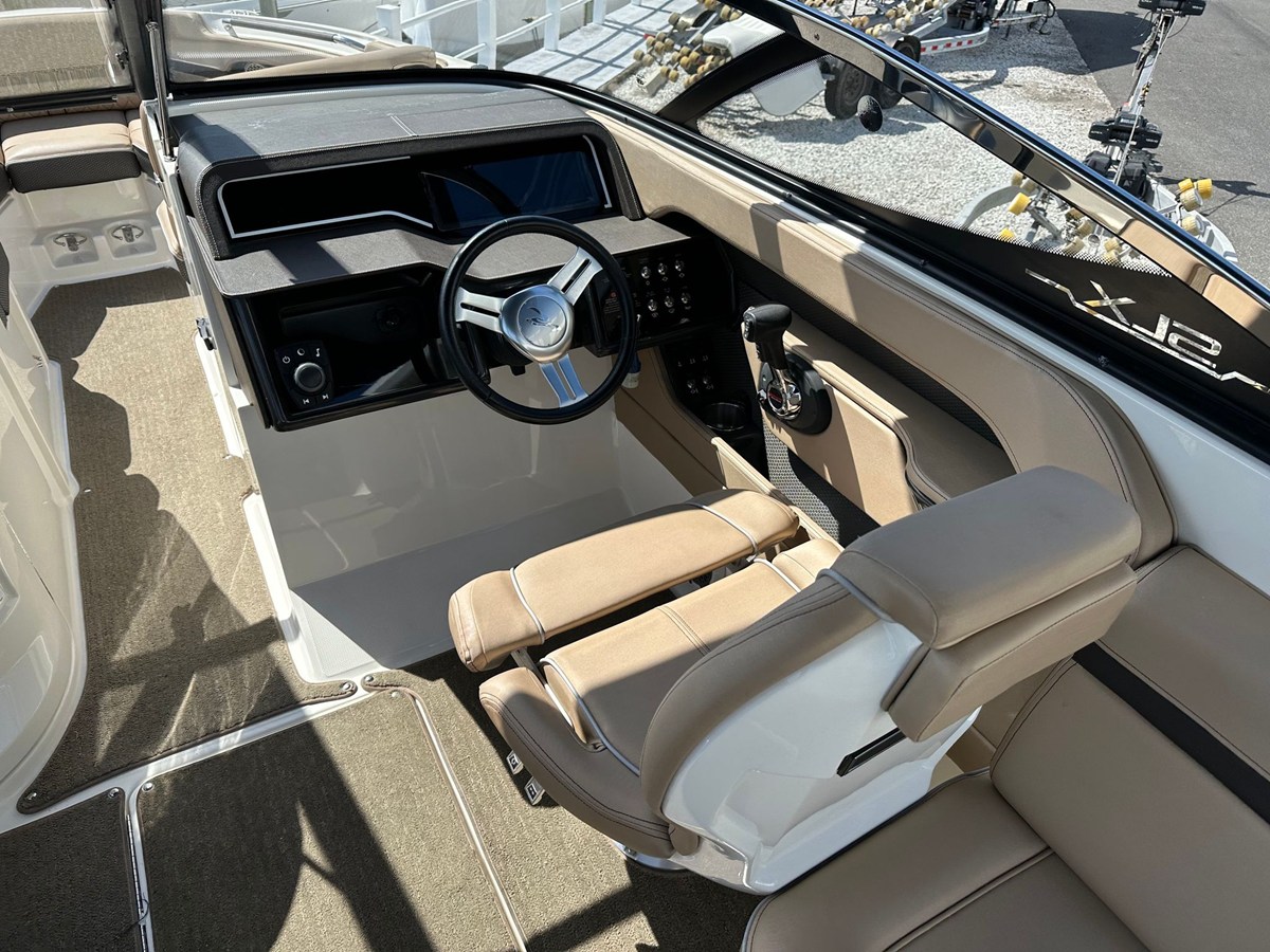 2017 Sea Ray 250 SLX 40