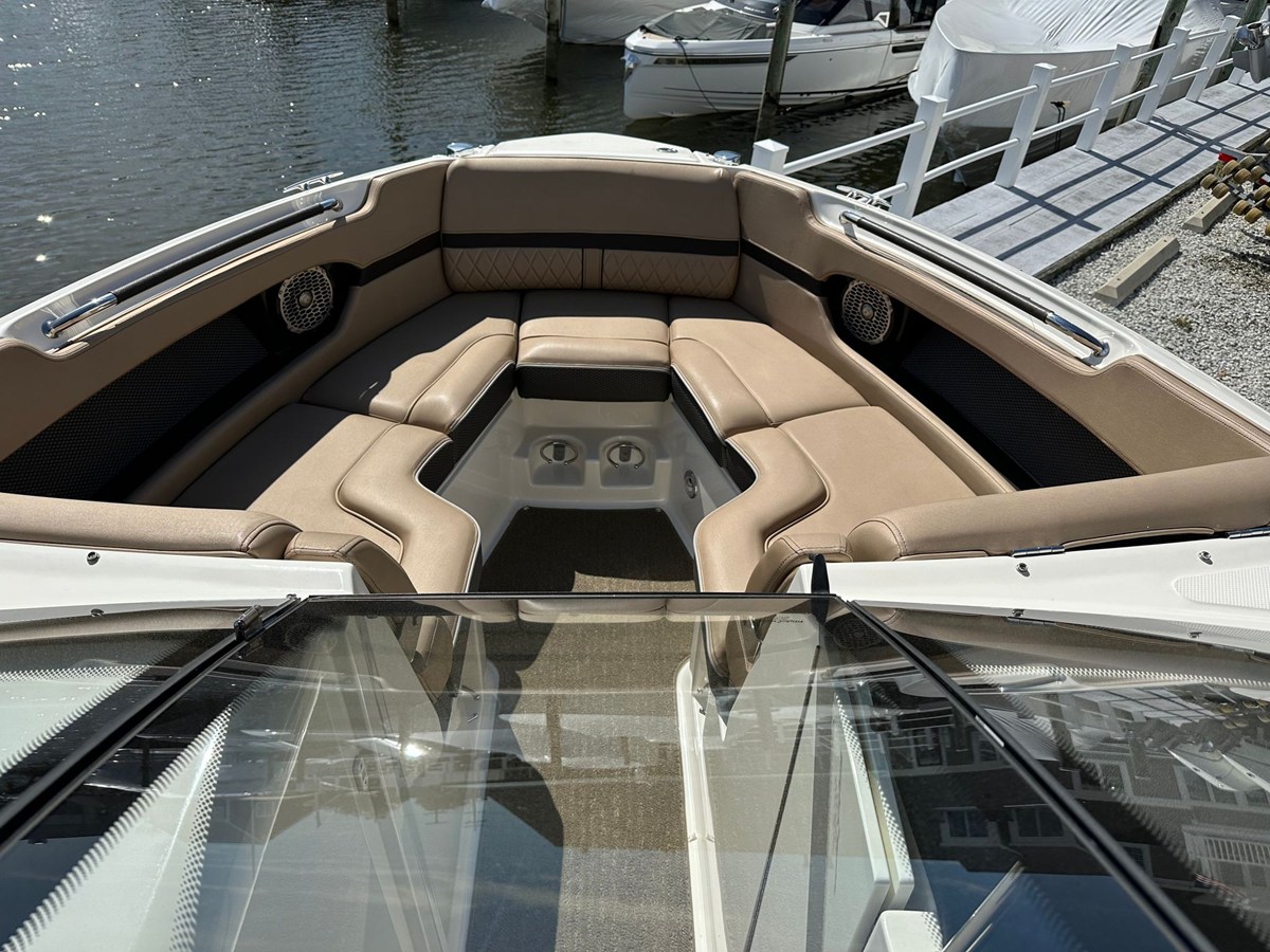 2017 Sea Ray 250 SLX 42