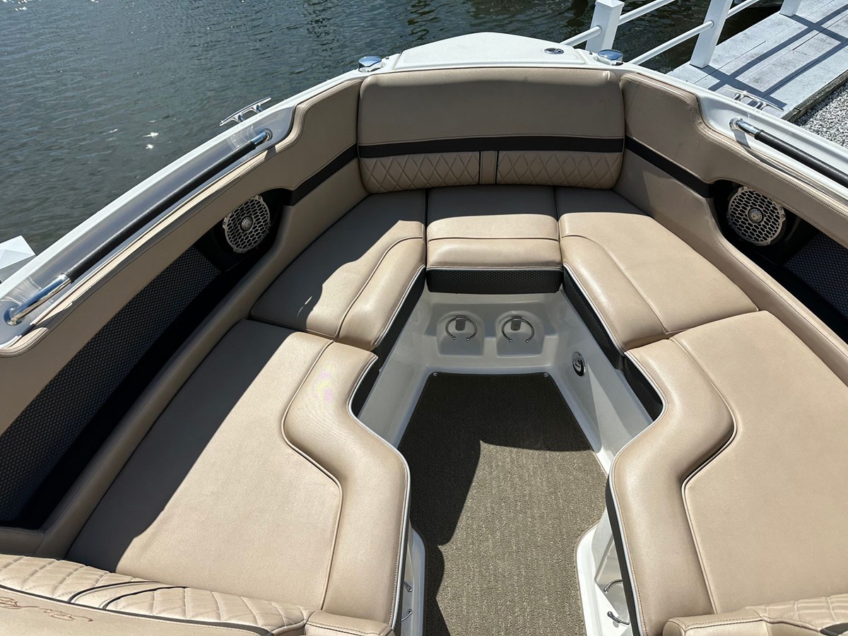 2017 Sea Ray 250 SLX 45