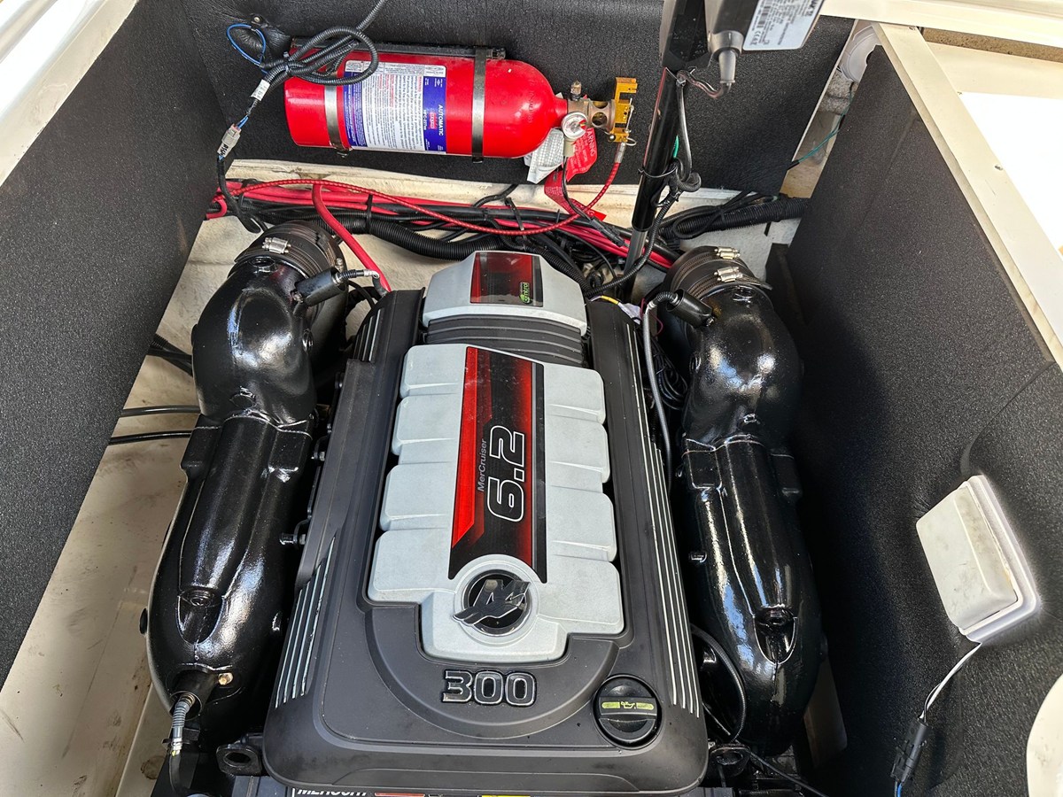2017 Sea Ray 250 SLX 51