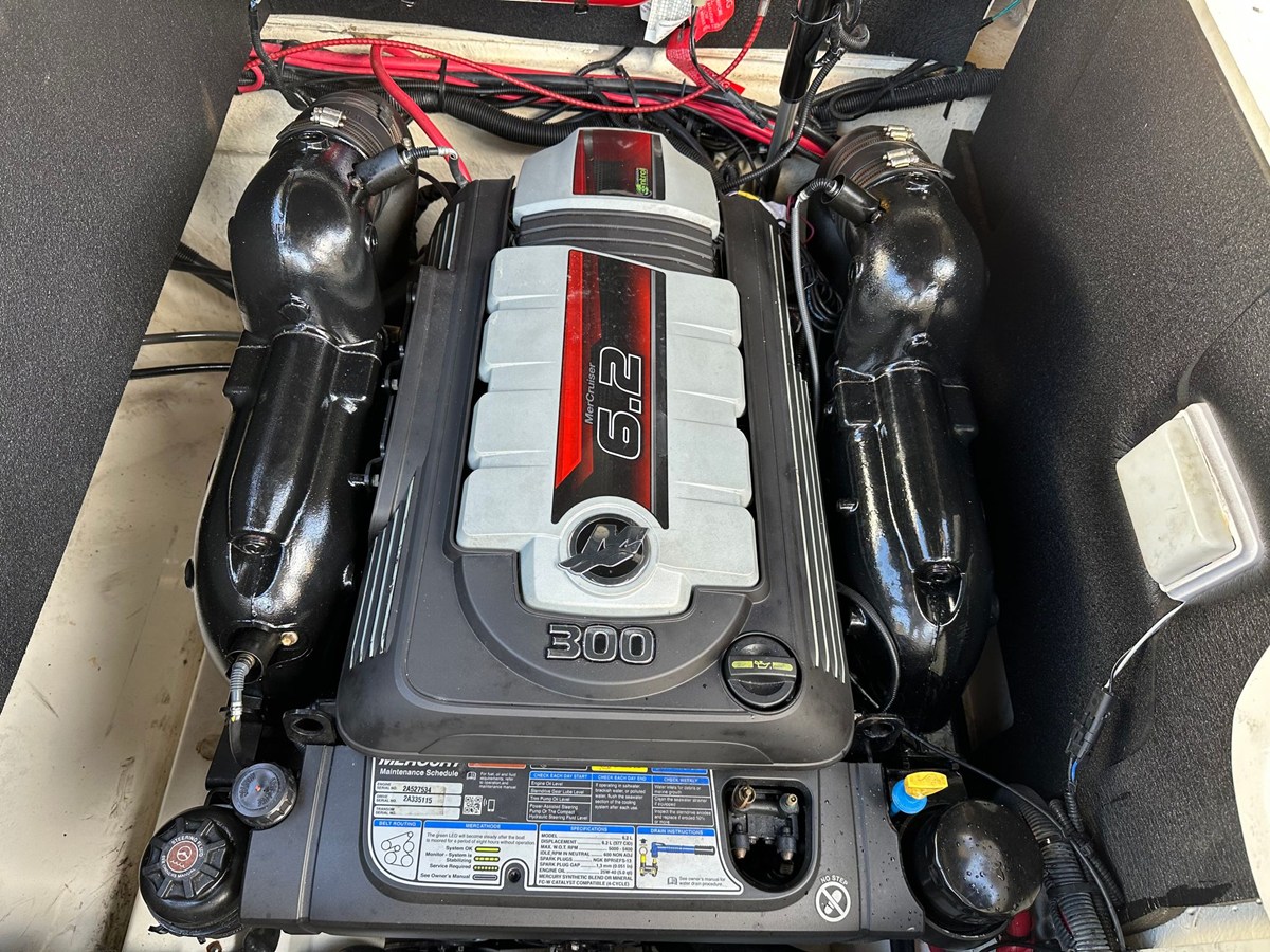 2017 Sea Ray 250 SLX 52