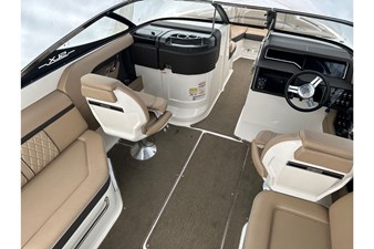 2017 Sea Ray 250 SLX 15