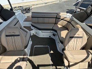 2017 Sea Ray 250 SLX 50