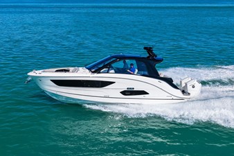 Sea Ray Sundancer 370 Outboard 0 2026 Sea Ray Sundancer 370 Outboard 1