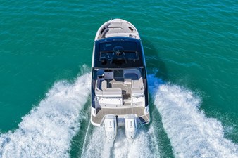 Sea Ray Sundancer 370 Outboard 6 2026 Sea Ray Sundancer 370 Outboard 7
