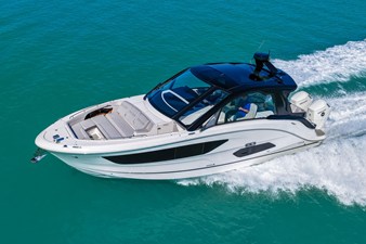 Sea Ray Sundancer 370 Outboard 15 2026 Sea Ray Sundancer 370 Outboard 16