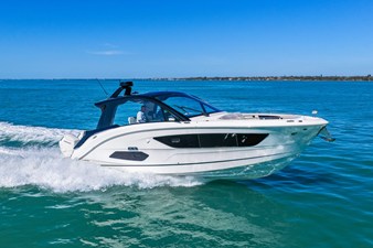 Sea Ray Sundancer 370 Outboard 28 2026 Sea Ray Sundancer 370 Outboard 29