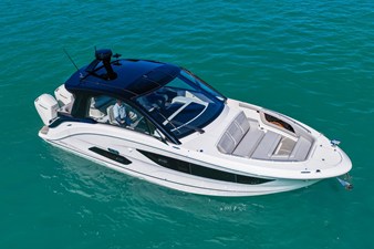 Sea Ray Sundancer 370 Outboard 32 2026 Sea Ray Sundancer 370 Outboard 33