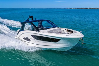 Sea Ray Sundancer 370 Outboard 37 2026 Sea Ray Sundancer 370 Outboard 38