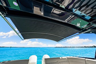 Sea Ray Sundancer 370 Outboard 49 2026 Sea Ray Sundancer 370 Outboard 50