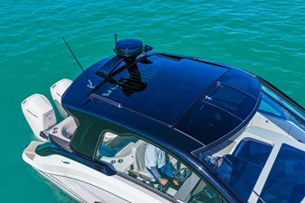 Sea Ray Sundancer 370 Outboard 61 2026 Sea Ray Sundancer 370 Outboard 62