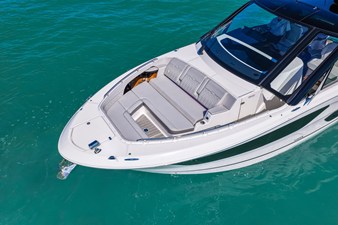 Sea Ray Sundancer 370 Outboard 73 2026 Sea Ray Sundancer 370 Outboard 74