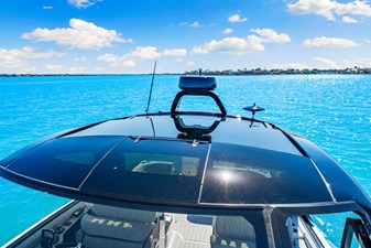 Sea Ray Sundancer 370 Outboard 78 2026 Sea Ray Sundancer 370 Outboard 79