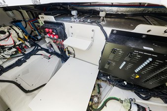 Sea Ray Sundancer 370 Outboard 88 2026 Sea Ray Sundancer 370 Outboard 89