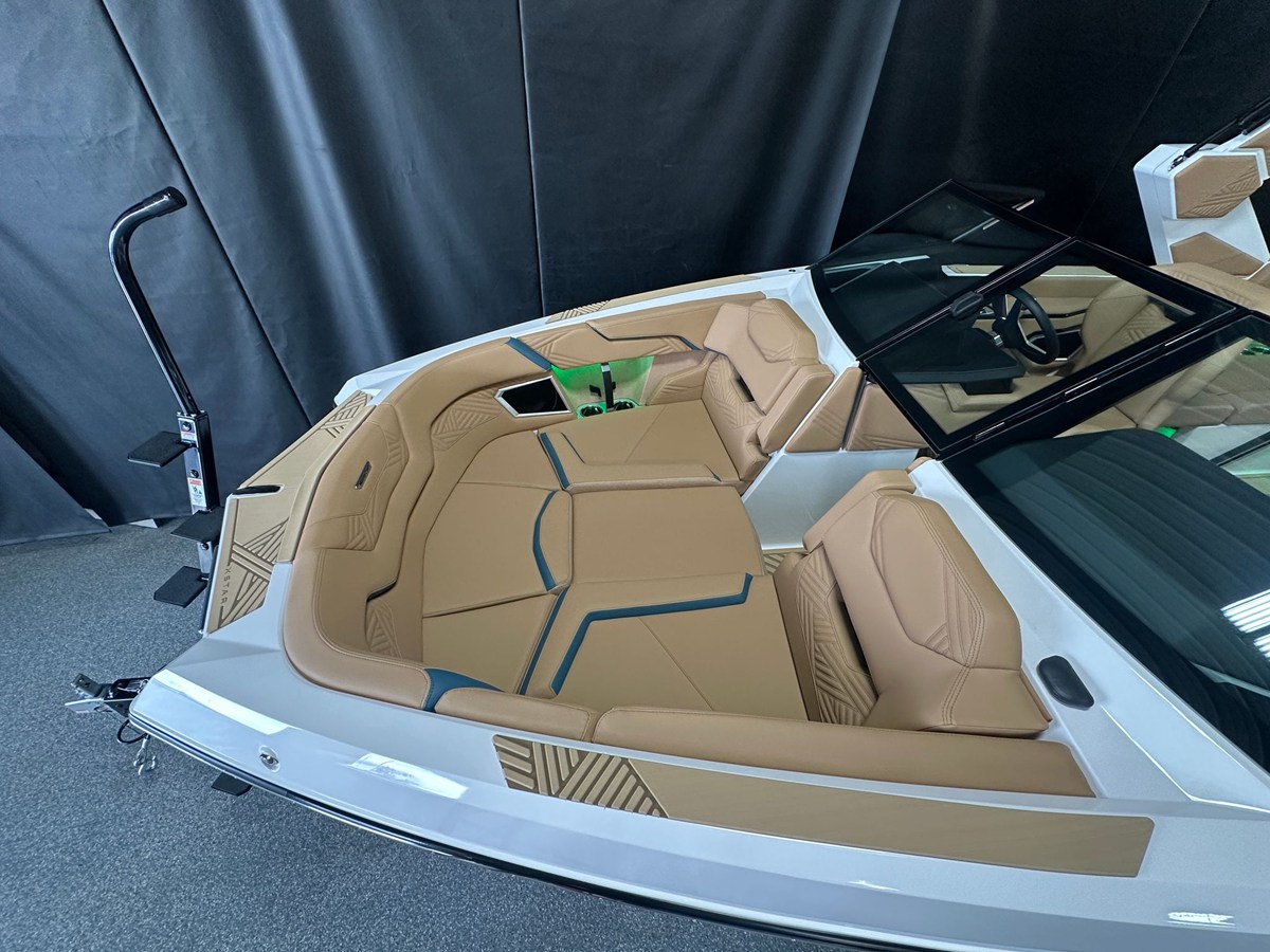 2026 Mastercraft XSTAR23 4