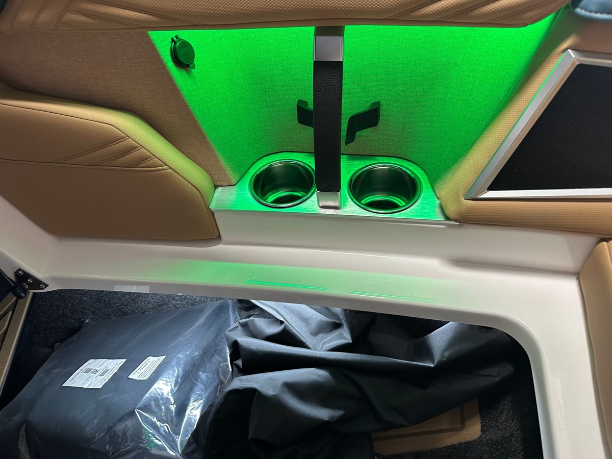 2026 Mastercraft XSTAR23 89