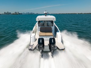 Cruisers Yachts 38 VTR EC 2 2026 Cruisers Yachts 38 VTR EC 3