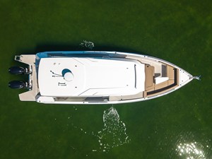 Cruisers Yachts 38 VTR EC 9 2026 Cruisers Yachts 38 VTR EC 10