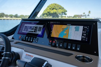 Cruisers Yachts 38 VTR EC 16 2026 Cruisers Yachts 38 VTR EC 17